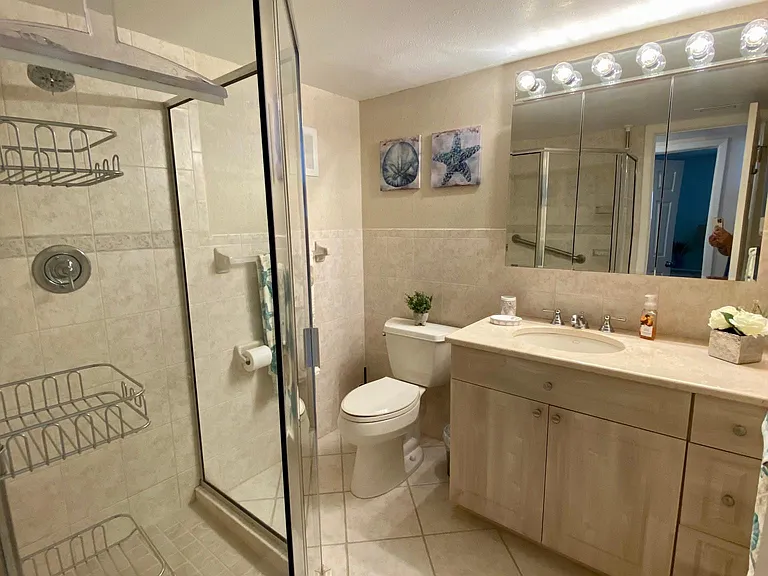 4525 Cove Cir — Photo 18