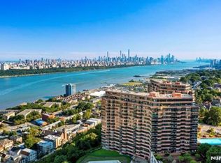100 Carlyle Dr #11G, Cliffside Park, NJ 07010