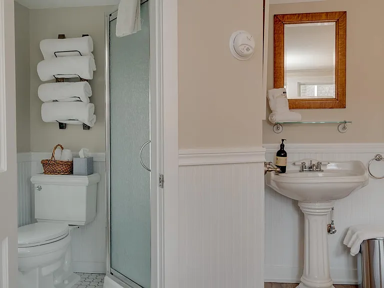 681 Old Montauk Hwy — Photo 21