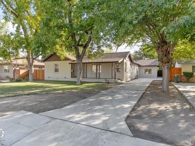 2414 Bay St, Bakersfield, CA, 93301
