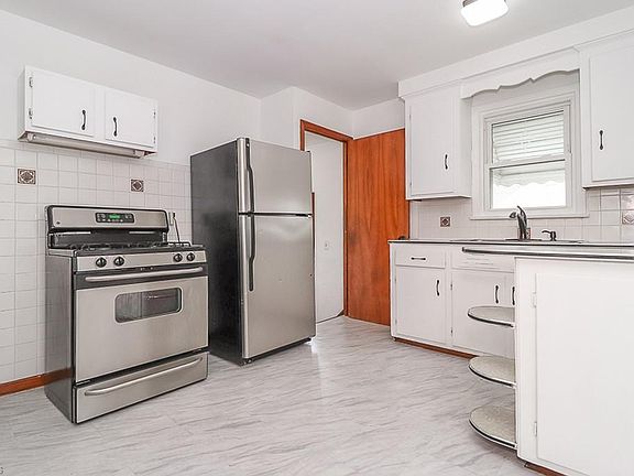 5th image of 13501 Woodward Blvd