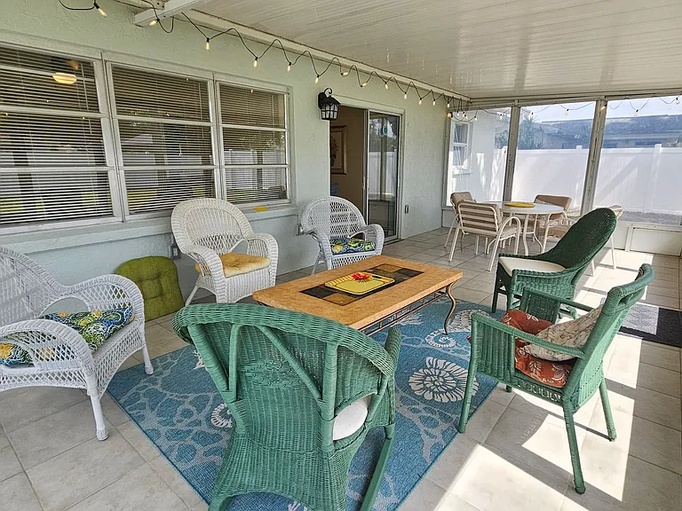 426 Pineview Dr — Photo 18