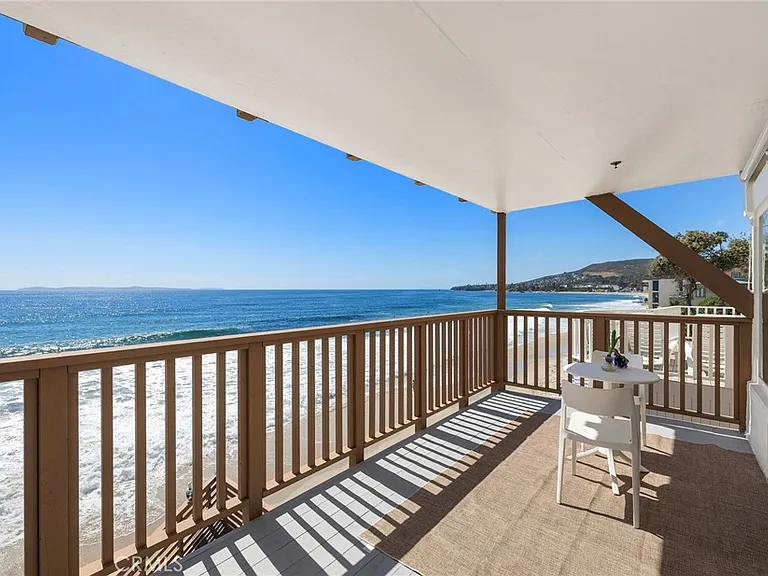 1045 Gaviota Dr #B — Photo 21