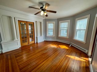 124 Oakland Ave #1, Providence, RI 02908