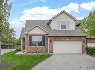 757 W Saint Johns Pl, Addison, IL 60101