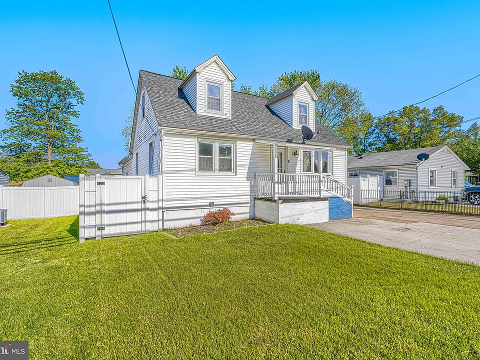 1st image of 2215 Lodge Farm Rd