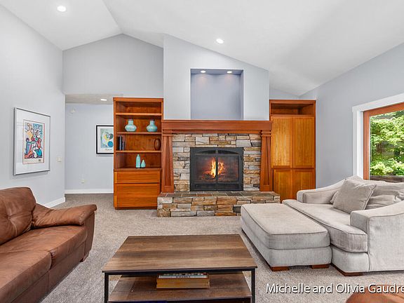 5th image of 5623 Fieldstone Ct