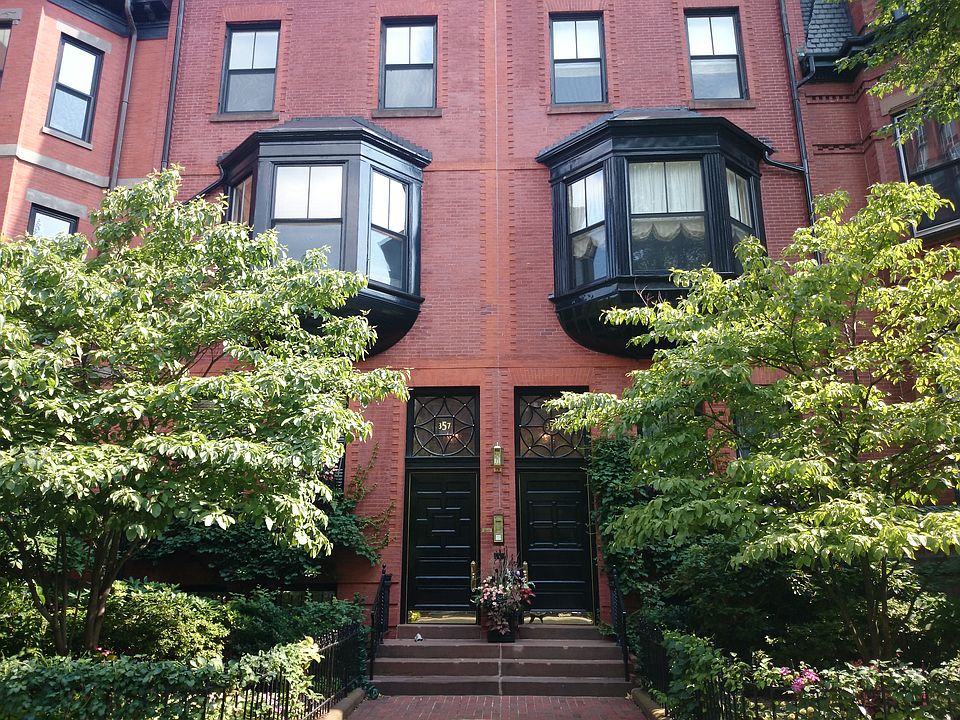 2nd image of 357 Beacon St APT 1