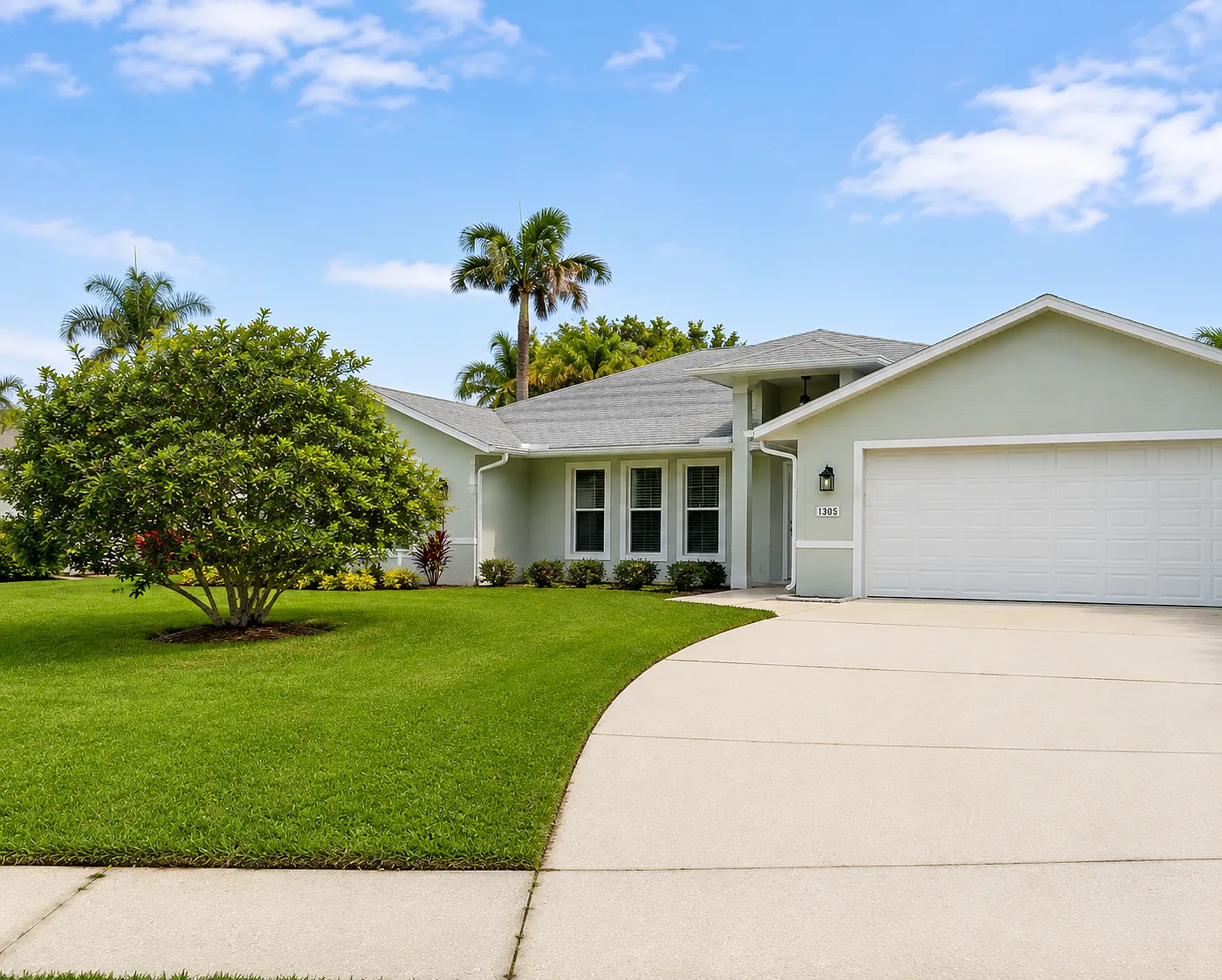 3 bed, 2.0 bath, 1546 sqft, $2,300 — Photo 1