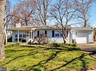 11 Everett Ave, Willow Grove, PA 19090