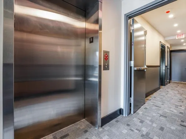 237 Washington Street image 21 of 34