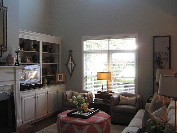 2nd image of 1133 Haverford Way