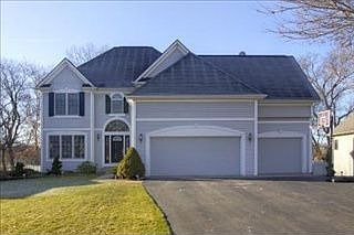 1st image of 257 Parkland Ter