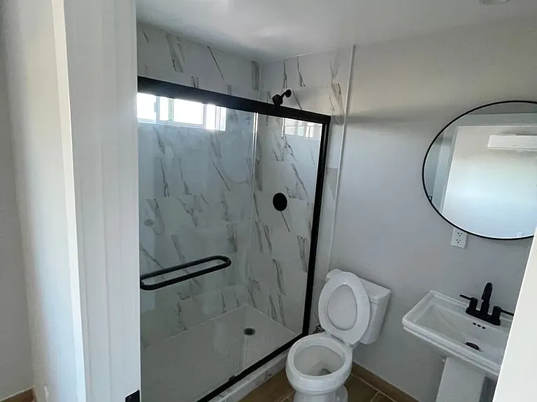 4620 Compton Ave — Photo 29