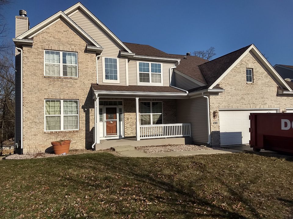 2nd image of 490 Rosewood Dr