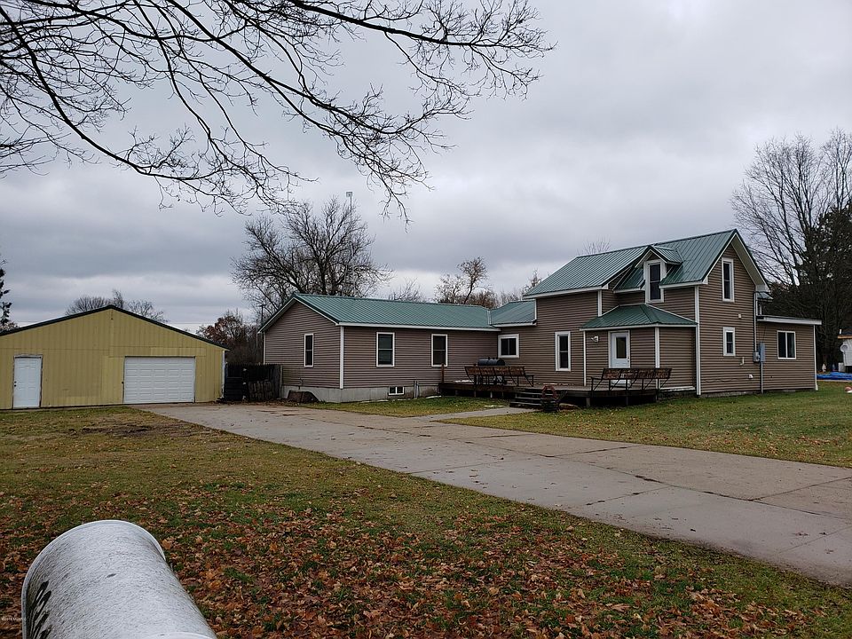 1st image of 8344 N West St