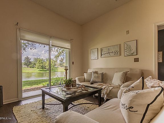 3rd image of 13819 Herons Landing Way APT 4