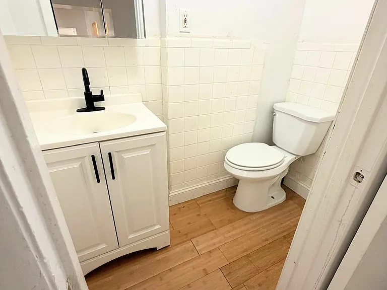 2601 Bellevue Ave #1 — Photo 19