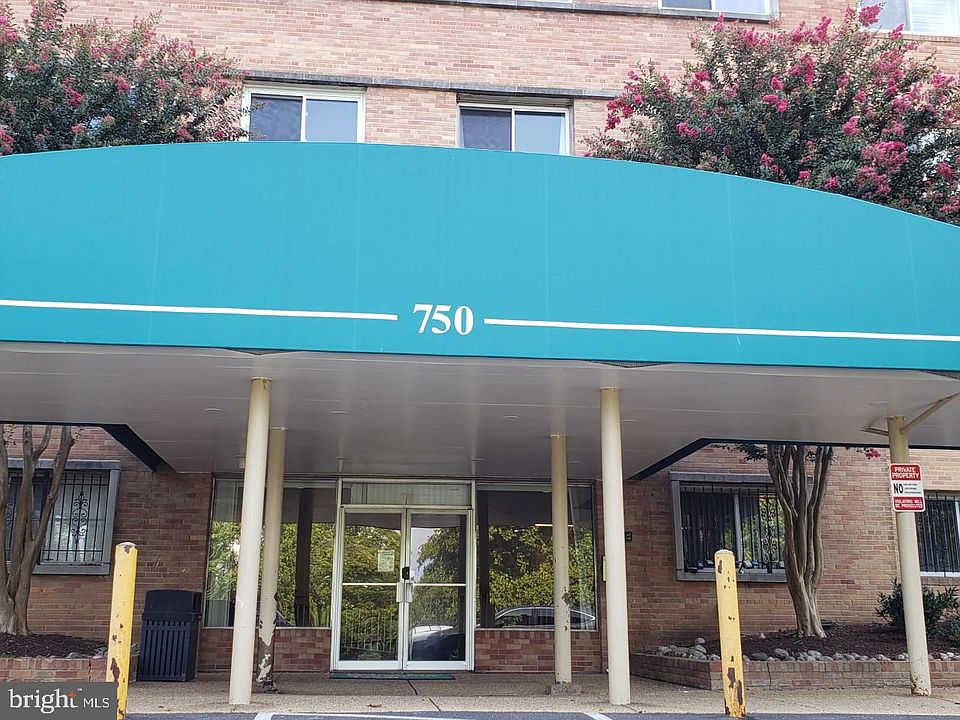 1st image of 750 S Dickerson St APT 303