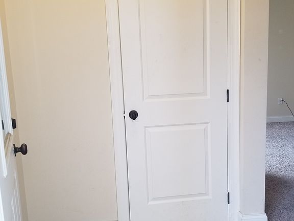 5th image of 107 Treyson Ln