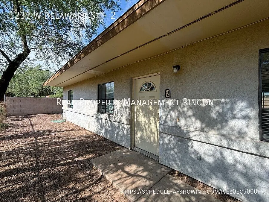 Charming 3-Bed, 2-Bath Duplex minutes from Downtown Tucson & UofA! Washer/Dryer included!! — Photo 1