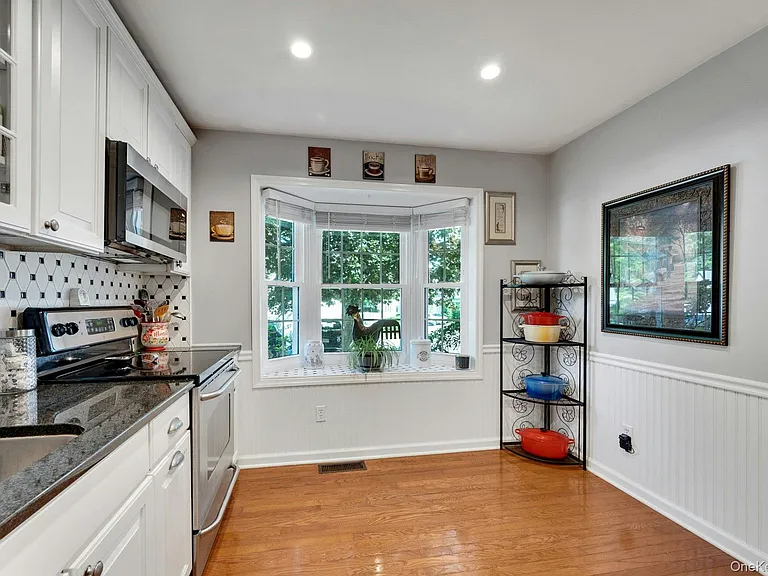24 Briar Ct #A — Photo 8