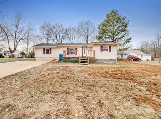 535 Wren Ave, Camden, TN 38320
