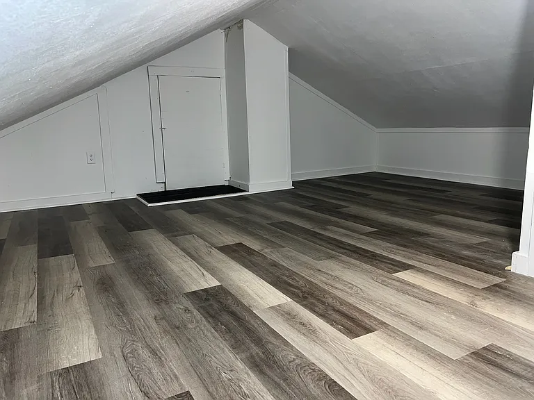 673 Harrison Ave — Photo 9