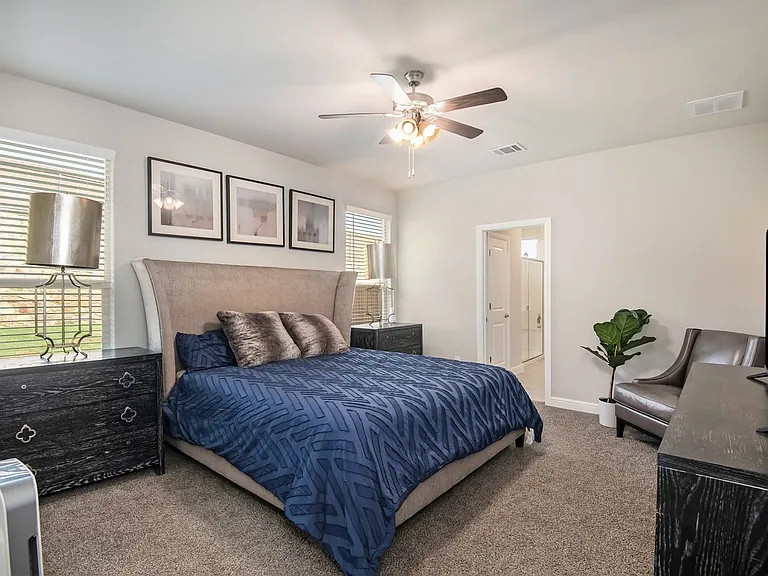 229 Dunmore Dr — Photo 12