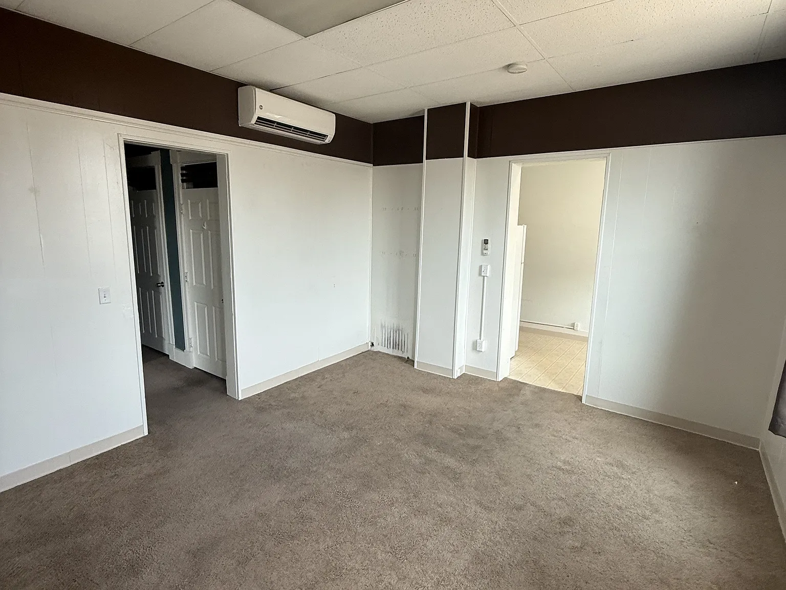 Engelhardt - Residential - 92.5 N Broad Apt 3 — Photo 3