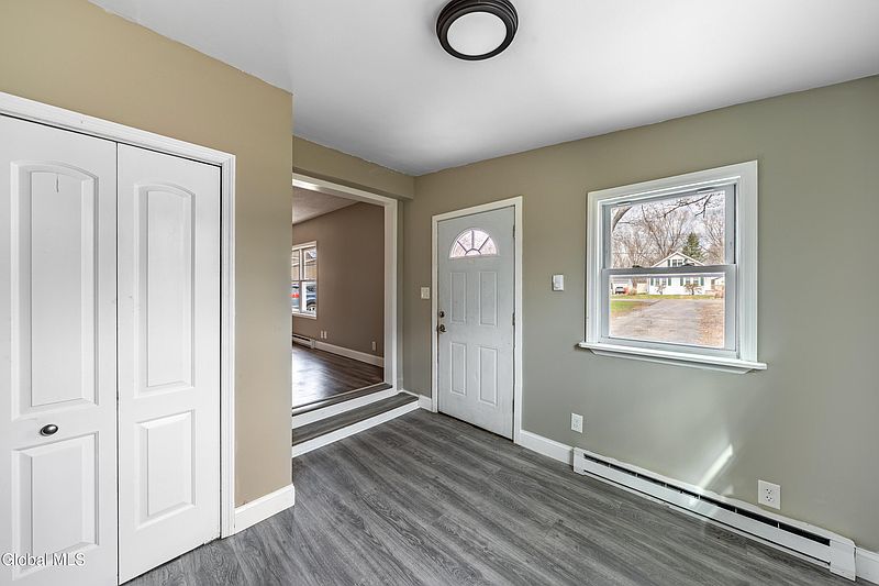 4th image of 149 Larrabee Road
