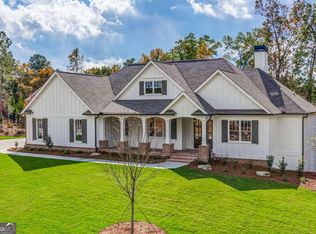 205 Sawyers Farm Dr, Waleska, GA 30183