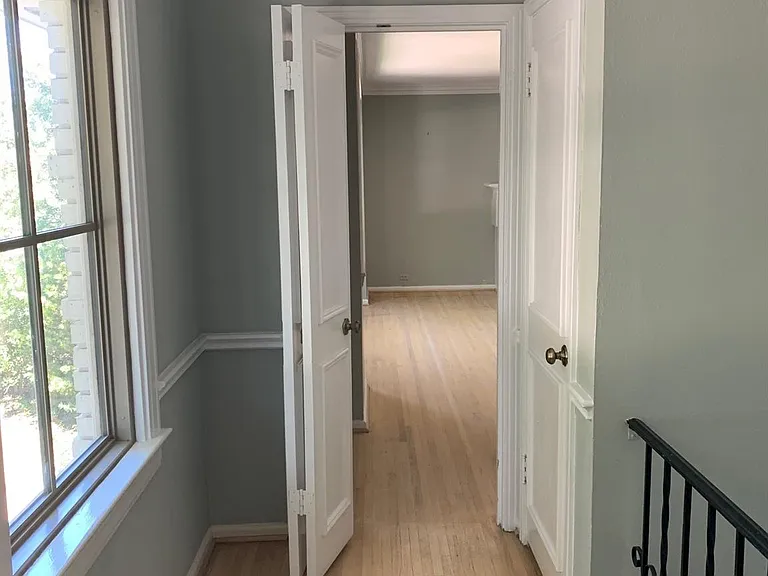 4323 University Blvd — Photo 3