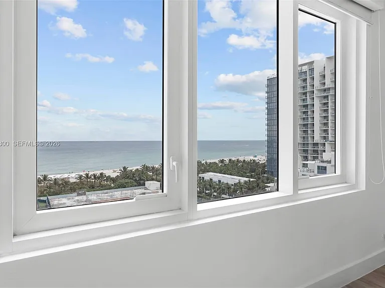 2301 Collins Ave #943 — Photo 19