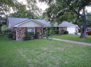 6071 Wonder Dr, Fort Worth, TX 76133