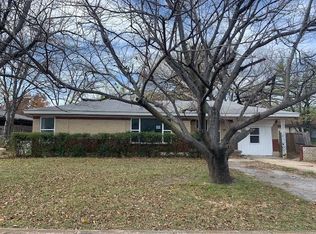 3609 Reeves St, North Richland Hills, TX 76117