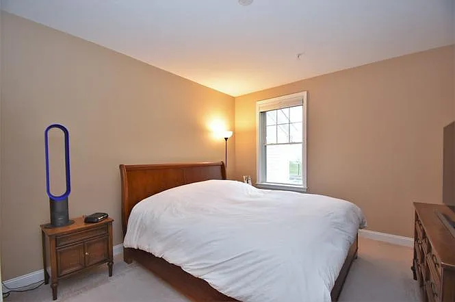 855 Main St #33 — Photo 9