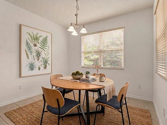 4th image of 12124 Lake Blvd