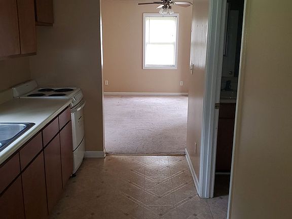 5th image of 730 Henderson Rd #736