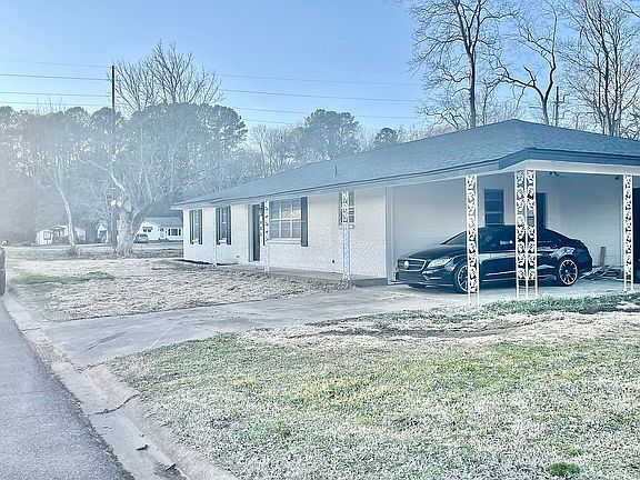 5th image of 301 1/2 Walnut St