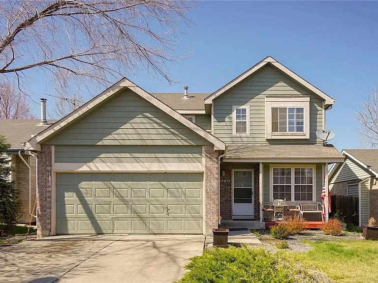 12232 Newport Dr — Photo 1