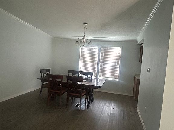 4th image of 8125 Village Fair St
