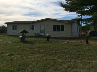 221 N Hacker Rd, Howell, MI 48843