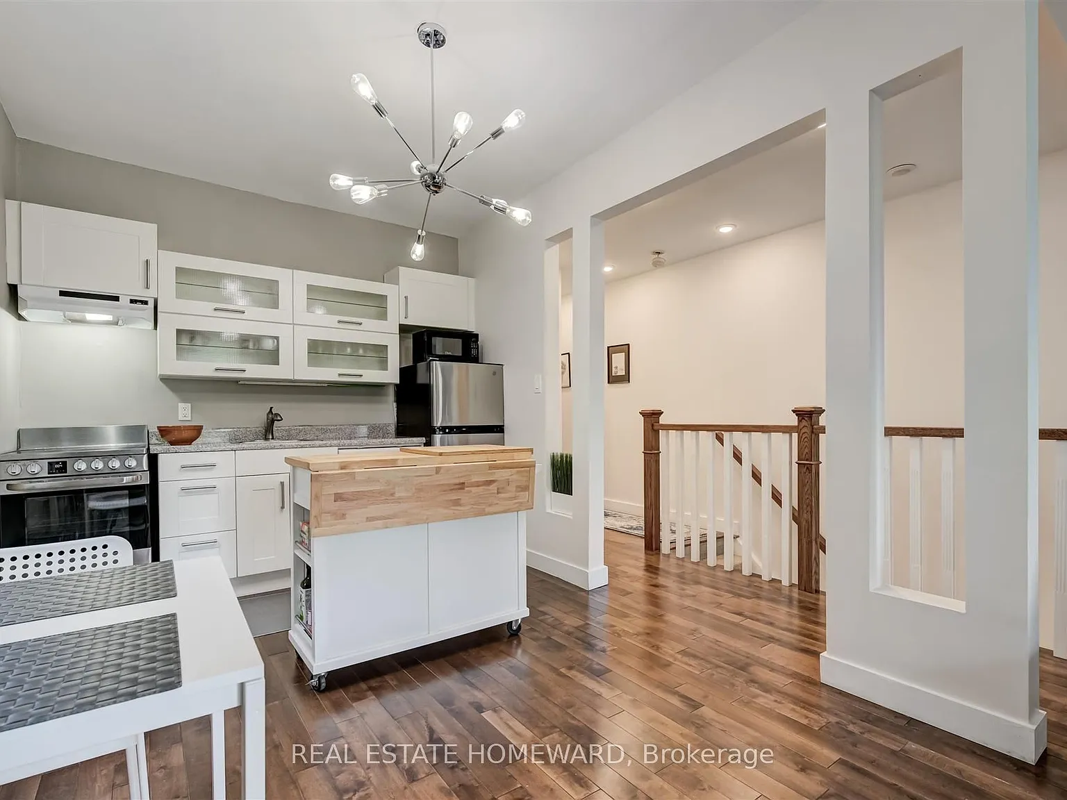 2 bed, $3,500 — Photo 2