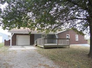 33215 Koala Cir, Excelsior Springs, MO 64024
