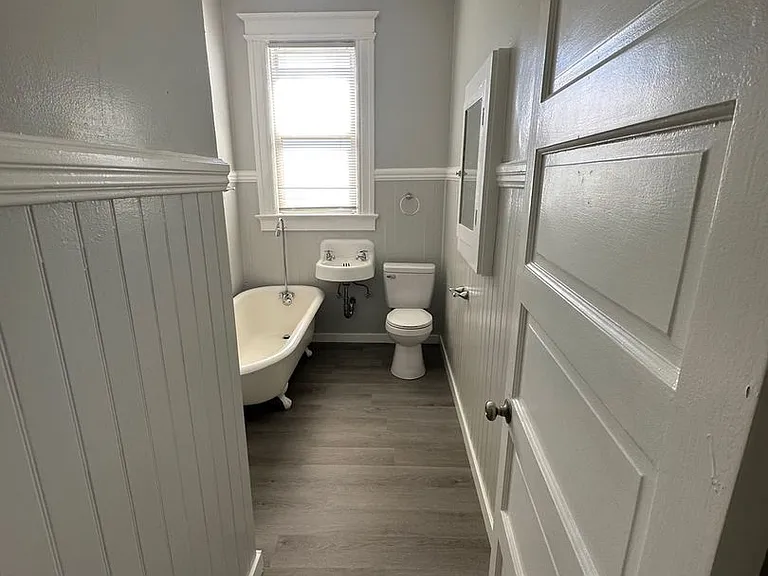 1764 Quesada Ave — Photo 12