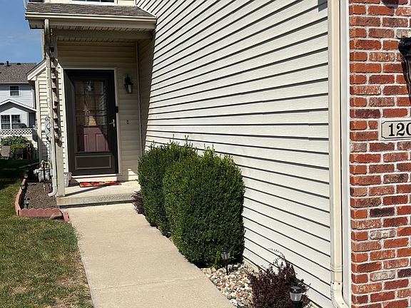 2nd image of 1203 Heron Dr