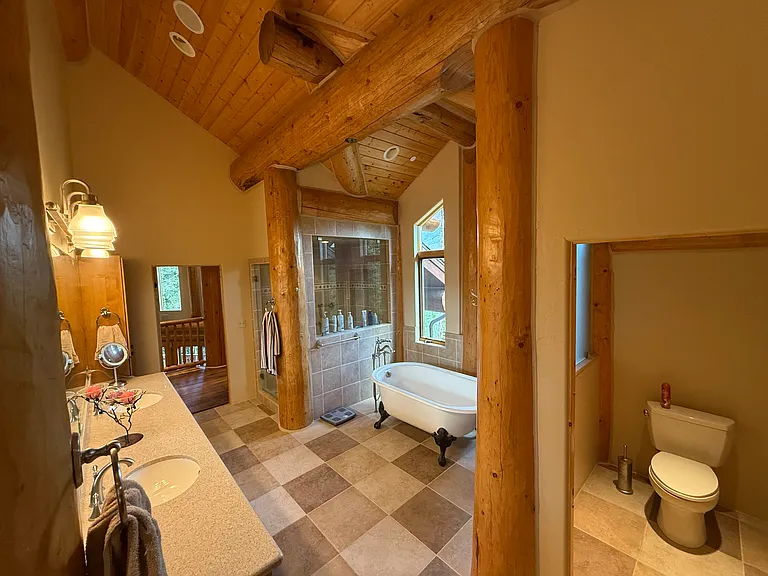 520 Two Cabins Dr — Photo 36