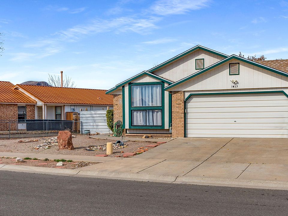 1st image of 1023 SW Camino Del Rey Dr