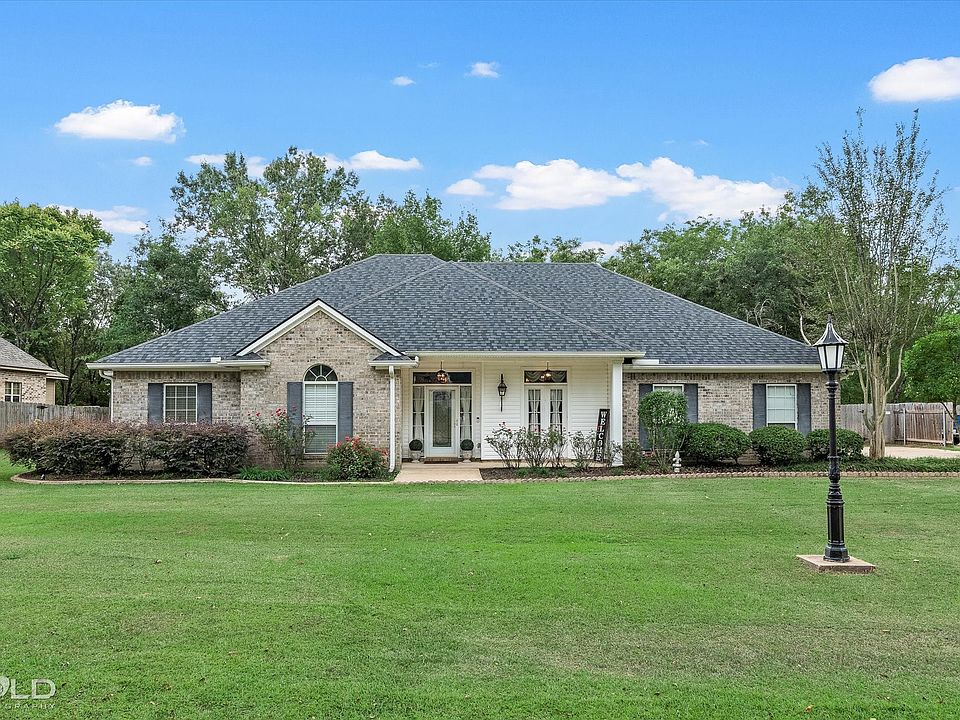 1st image of 122 Dogwood South Ln